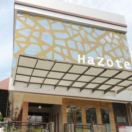 Hazotel Семаранг Екстериор снимка