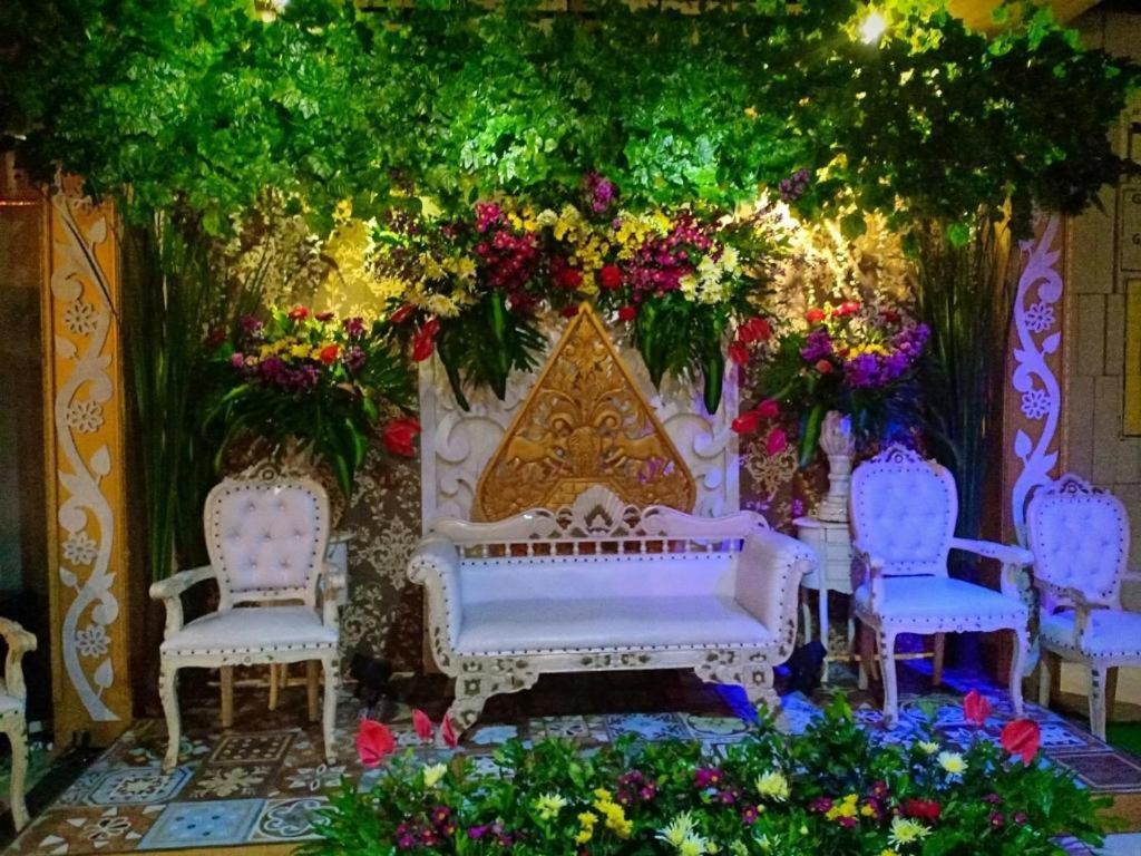 Hazotel Семаранг Екстериор снимка